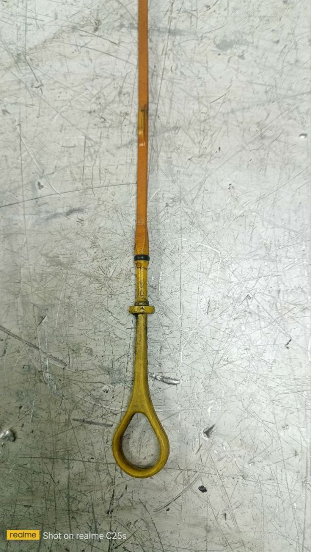 щуп двигателя Mazda 323 6 поколение (1998 - 2001), 1.6 л., бензин, МКПП - фото №1