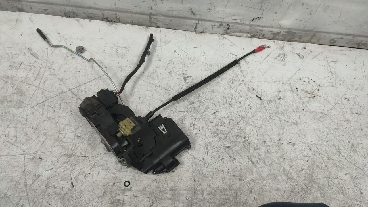 замок двери передней правой Buick LaCrosse 2 поколение (2009 - 2013), 13503750 - фото №1