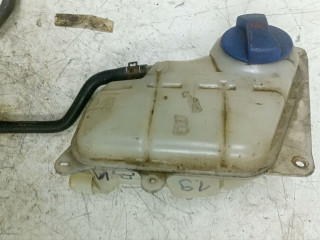 бачок расширительный Volkswagen Passat B5 [рестайлинг] (2000 - 2005), 1.9 л., дизель, 8D0121403L