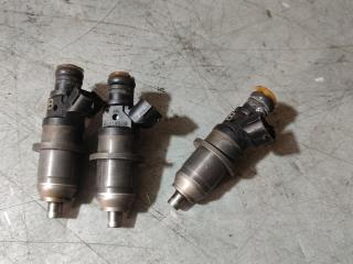 форсунка Mitsubishi Carisma 1 поколение [рестайлинг] 2001, 1.8 л., бензин, E7T05071