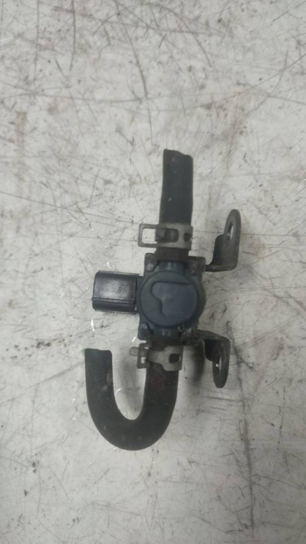 электромагнитный клапан Honda Accord 6 поколение (1997 - 2002), 2.0 л., бензин, МКПП, 1362001710 - фото №1