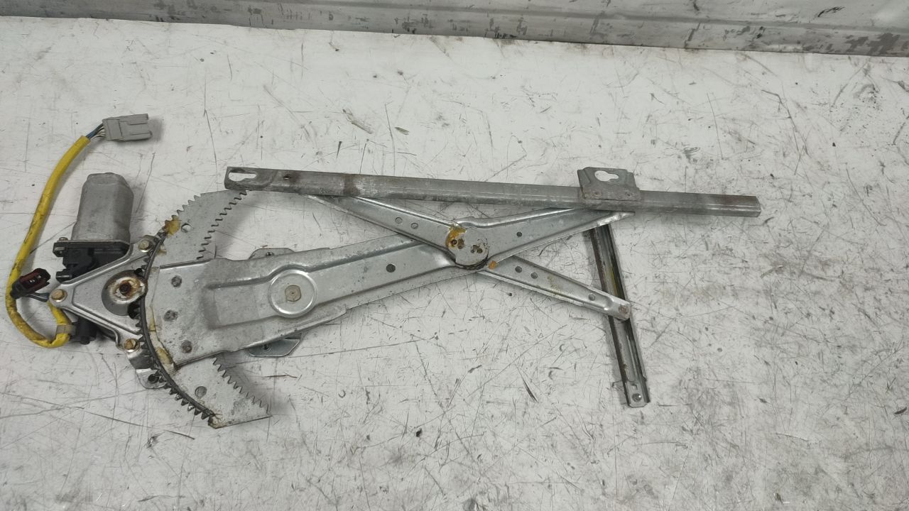 стеклоподъемник передний левый Honda HR-V 1 поколение (1998 - 2001) - фото №1