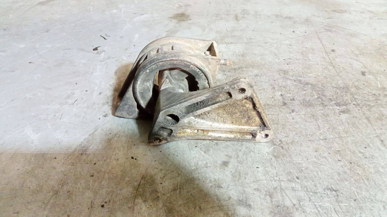 подушка крепления двигателя Mercedes-Benz A-Класс W168 (1997 - 2001), 1.4 л., бензин, МКПП, 1682400618, A1682400618, 326A08C - фото №1