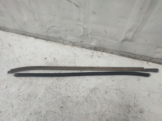 Уплотнитель стекла Kia Cerato 2 поколение (2009 - 2013), 82231-1M000