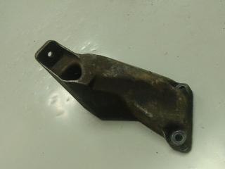 кронштейн двигателя Volkswagen Passat B5 (1996 - 2001), 1.6 л., бензин, 8D0199307P, 8DO199307P