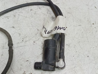 насос (моторчик) омывателя стекла Ford C-Max 1 поколение 2003