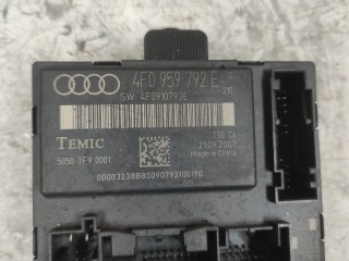 блок комфорта Audi A6 4F/C6 (2004 - 2008), 4F0959792E