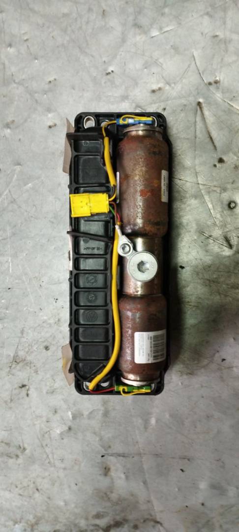 AirBag в торпедо Volkswagen Passat B6 (2005 - 2010), 30355699A, 3C0880204C - фото №1