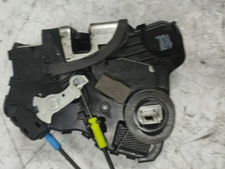 замок двери передней левой Toyota Avensis 2 поколение (T250) [рестайлинг] (2006 - 2009), 2.0 л., дизель, МКПП