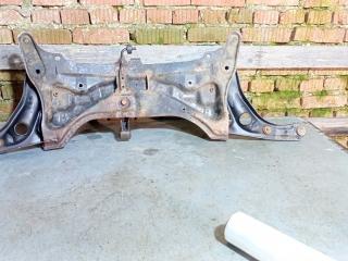 балка подвески передняя (подрамник) Toyota Aygo 1 поколение (2005 - 2008), 1.0 л., бензин