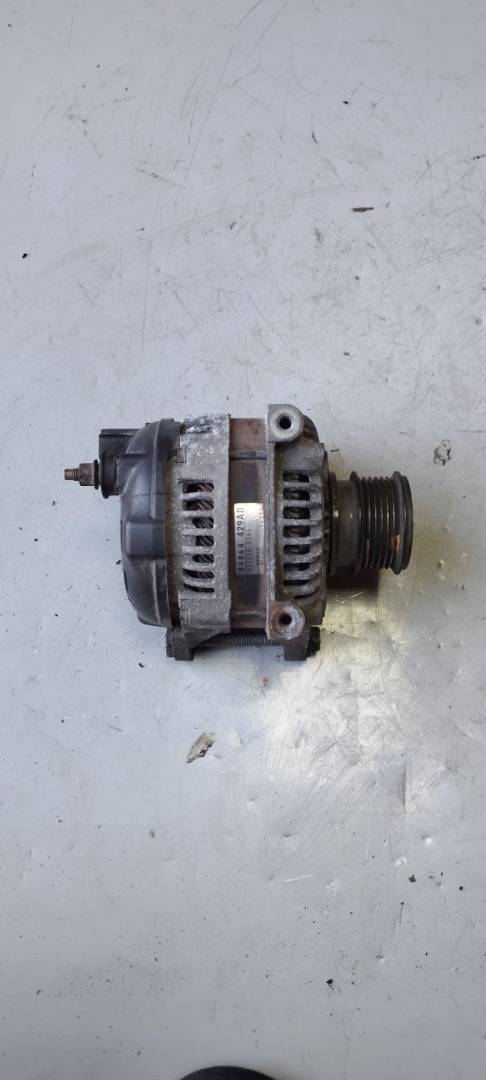 генератор Chrysler Voyager 4 поколение (2001 - 2004), 2.8 л., дизель, 4210000082, 94868429AD, 04868429AD - фото №1
