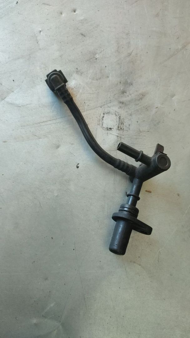 трубка вакуумная Saab 9-3 2 поколение 2005, 2.0 л., бензин, 9178997 - фото №1