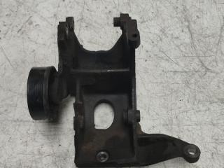 кронштейн генератора Peugeot 406 1 поколение [рестайлинг] 2000, 1.8 л., бензин, седан, 9618961880