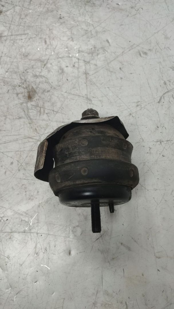 подушка крепления двигателя Cadillac CTS 2 поколение (2007 - 2014), 2.8 л., бензин, АКПП, задний привод, 25971085, 19210426 - фото №1