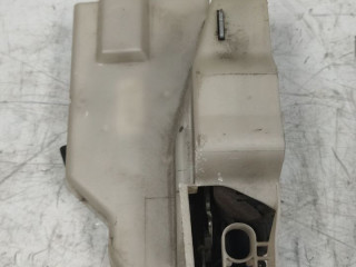 замок двери передней правой Volkswagen Golf 5 поколение (2003 - 2009), хетчбэк 5 дв., 3D1837016