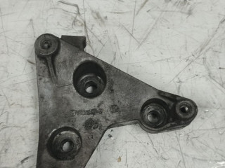 кронштейн компрессора кондиционера Opel Astra H (2004 - 2007), 1.7 л., Z 17 DTH, дизель, хетчбэк 5 дв., 8972624630