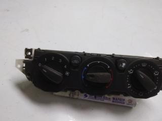 блок управления печки / климат-контроля Ford Focus 2 поколение 2008, 3M5T19980AC, 69607003