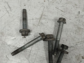 болт Chevrolet Cruze 1 поколение (2009 - 2012), 1.6 л., бензин, АКПП