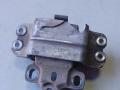 подушка крепления двигателя Volkswagen Passat B6 (2005 - 2010), 3C0199555AA - фото №5