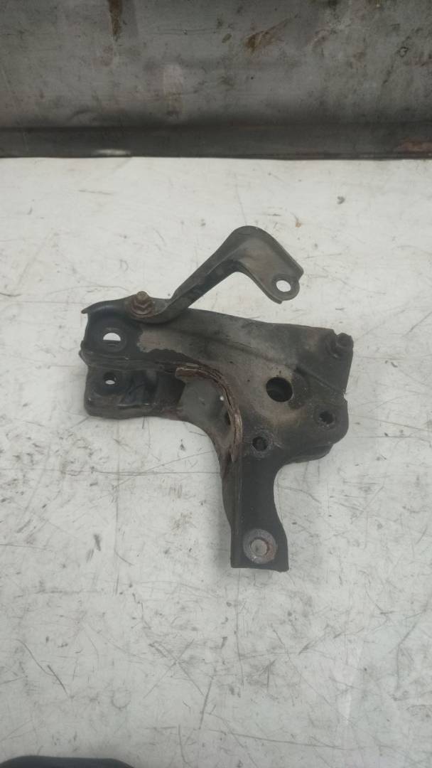 кронштейн двигателя Honda Accord 6 поколение (1997 - 2002), 2.0 л., бензин, МКПП - фото №1