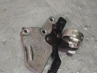 кронштейн двигателя Volvo S80 1 поколение (1998 - 2003), 2.4 л., бензин, МКПП, 9180996