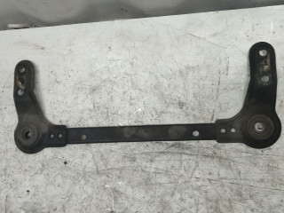 балка под радиатор Nissan Qashqai 1 поколение [рестайлинг] 2010, 2.0 л., бензин, МКПП