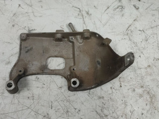 кронштейн блока управления Cadillac CTS 2 поколение (2007 - 2014), 2.8 л., бензин, АКПП, задний привод, 12600071