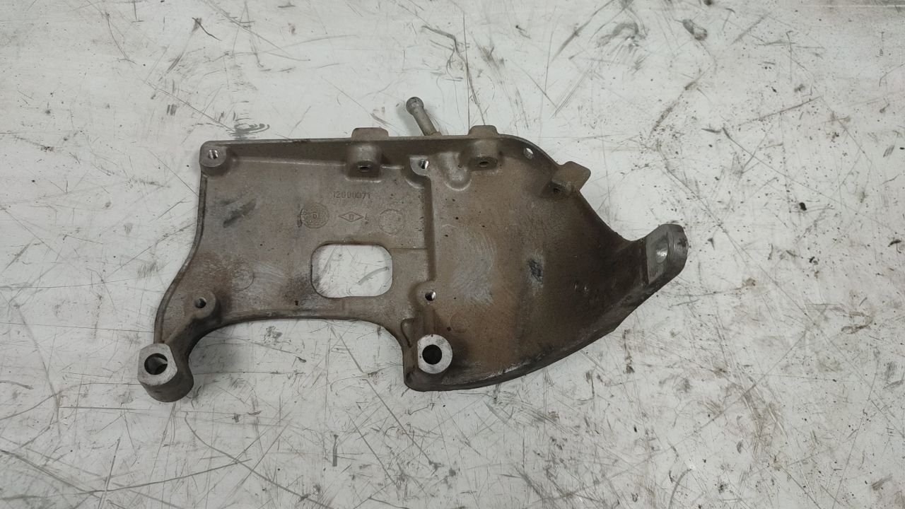 кронштейн блока управления Cadillac CTS 2 поколение (2007 - 2014), 2.8 л., бензин, АКПП, задний привод, 12600071 - фото №1