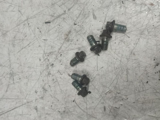 болт корзины сцепления Opel Astra H (2004 - 2007), 1.7 л., дизель, МКПП