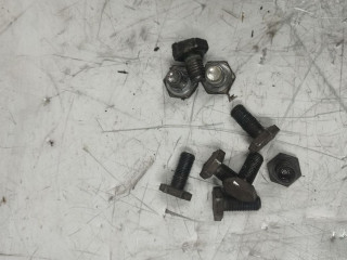 болт Chevrolet Cruze 1 поколение (2009 - 2012), 1.8 л., бензин, АКПП