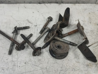 болт Chevrolet Cruze 1 поколение (2009 - 2012), 1.8 л., бензин, АКПП