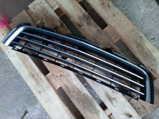 заглушка (решетка) в бампер Opel Astra H/Family [рестайлинг] L69 2010, 1.6 л., i-VTEC, Z 16 XER, бензин, робот, седан, передний привод, 13247248