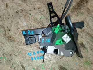 замок двери Ford Focus 3 поколение CB8 2011, 1.6 л., бензин, BM5AA26412BB