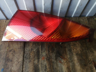 фонарь задний правый Ford Focus 1 поколение DAW 1998