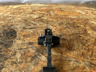 ограничитель открывания двери задней Ford Focus 3 поколение CB8 2011, 2.0 л., TDCi, UFDB, дизель, робот, moondust silver (metallic), хетчбэк 5 дв., передний привод, правый руль