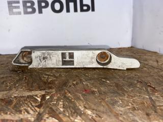 Крепление бампера переднего Ford Focus 2 поколение [рестайлинг] CB4 2009, 1.6 л., i, SHDA, бензин, МКПП, хетчбэк 5 дв., 8M5117D958AD