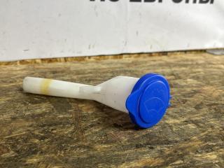 горловина бачка омывателя Ford Focus 2 поколение [рестайлинг] CB4 2009, 1.6 л., i, SHDA, бензин, МКПП, хетчбэк 5 дв.