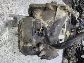 КПП автоматическая (АКПП) Chrysler Voyager 3 поколение 1999, 3.3 л., бензин, 2104910