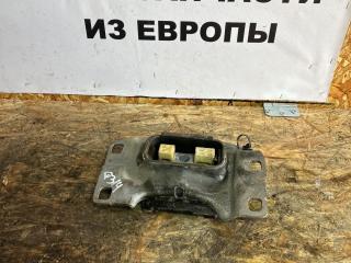 подушка крепления двигателя Ford Focus 3 поколение CB8 2012, 1.6 л., VVT-i, PNDA, бензин, робот, panther black (metallic), универсал, передний привод, правый руль, V61-7M121