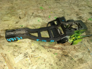 скелет ручки двери передней правой Ford Focus 3 поколение CB8 2011, 1.6 л., бензин