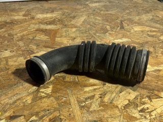 патрубок воздушного фильтра Ford Focus 2 поколение [рестайлинг] CB4 2009, 1.6 л., i, SHDA, бензин, МКПП, хетчбэк 5 дв., 3M51-9A673KE