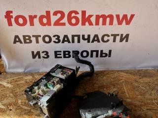 блок предохранителей Ford Focus 3 поколение CB8 2012, 1.6 л., VVT-i, PNDA, бензин, робот, panther black (metallic), универсал, передний привод, правый руль, AV6T-14A142-AB, AV6T-14A067BB