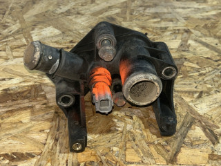 фланец (тройник) системы охлаждения Ford Focus 2 поколение [рестайлинг] DA3 2009, 1.6 л., i, SHDA, бензин, МКПП, silver, универсал, передний привод, правый руль, 1531004