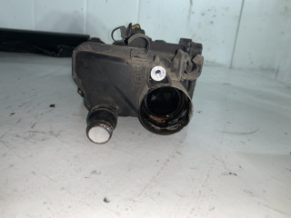 корпус термостата Citroen DS3 1 поколение [рестайлинг] 2015, 1.2 л., МКПП, передний привод, 9807198480