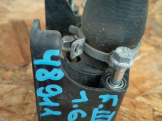 фланец (тройник) системы охлаждения Ford Focus 3 поколение CB8 2012, 1.6 л., бензин, 1531004