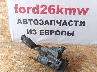 накладка крыла внутренняя прав. Ford Focus 3 поколение CB8 2011, 2.0 л., TDCi, UFDB, дизель, робот, moondust silver (metallic), хетчбэк 5 дв., передний привод, правый руль, BM51-A02476-AE