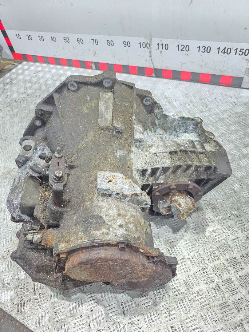КПП автоматическая (АКПП) Chrysler Voyager 3 поколение 1998, 3.3 л., бензин, 534784, K851, 3296 - фото №1