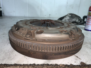 маховик Volkswagen Golf 5 поколение 2007, 1.9 л., BXE, дизель, МКПП, передний привод, 03G105266BM, 03L105266E, 03G141016AX