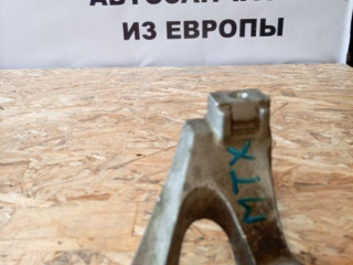 кронштейн КПП Ford Focus 2 поколение [рестайлинг] CB4 2009, 2.0 л., бензин, 3M517M125AE