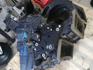 корпус отопителя (печки) Ford Focus 3 поколение CB8 2011, 1.6 л., бензин
